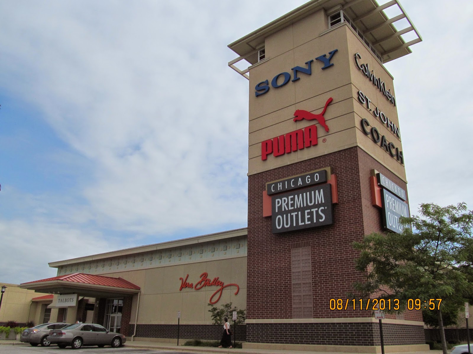 Trip to the Mall Chicago Premium Outlets (Aurora, IL)